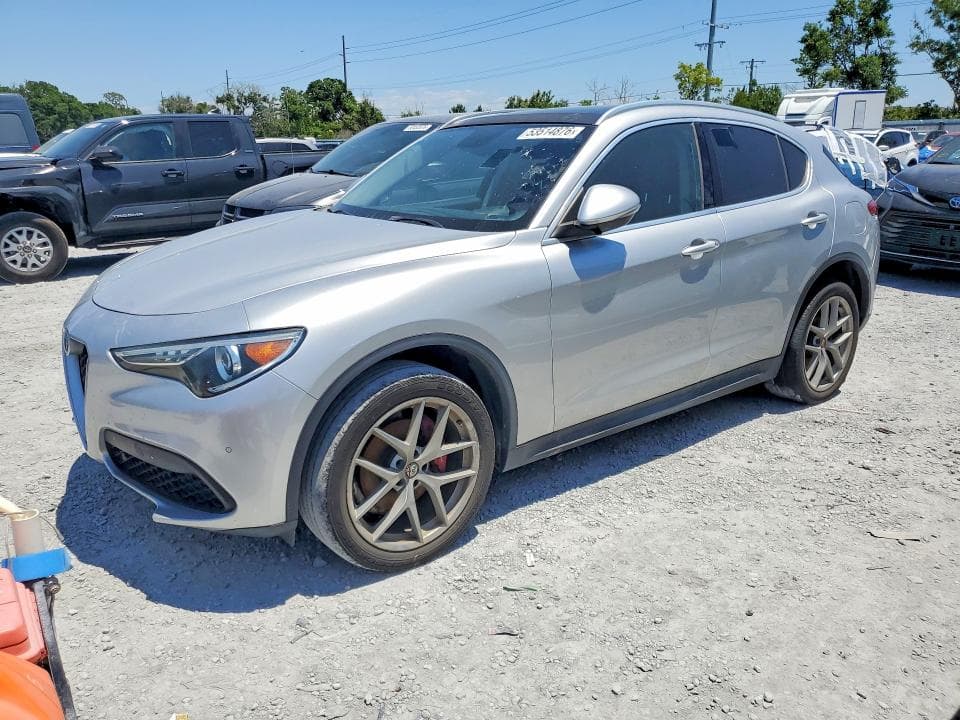 2018 ALFA ROMEO STELVIO