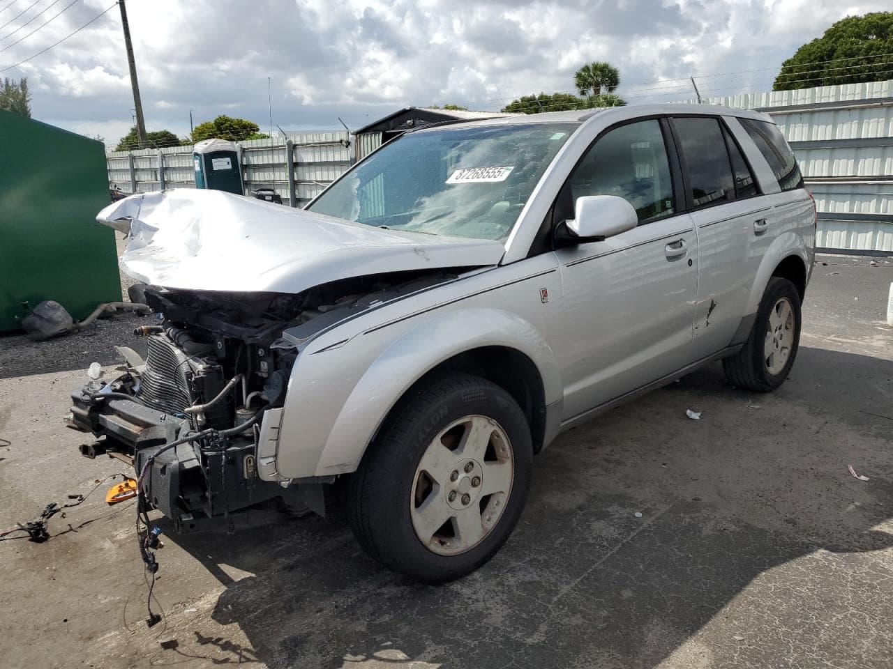 2005 SATURN VUE - Photo 1